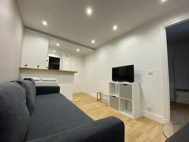 Апартаменты Montparnasse Cozy Flat Париж