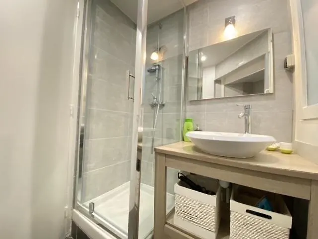 Montparnasse Cozy Flat Apartment Paris France